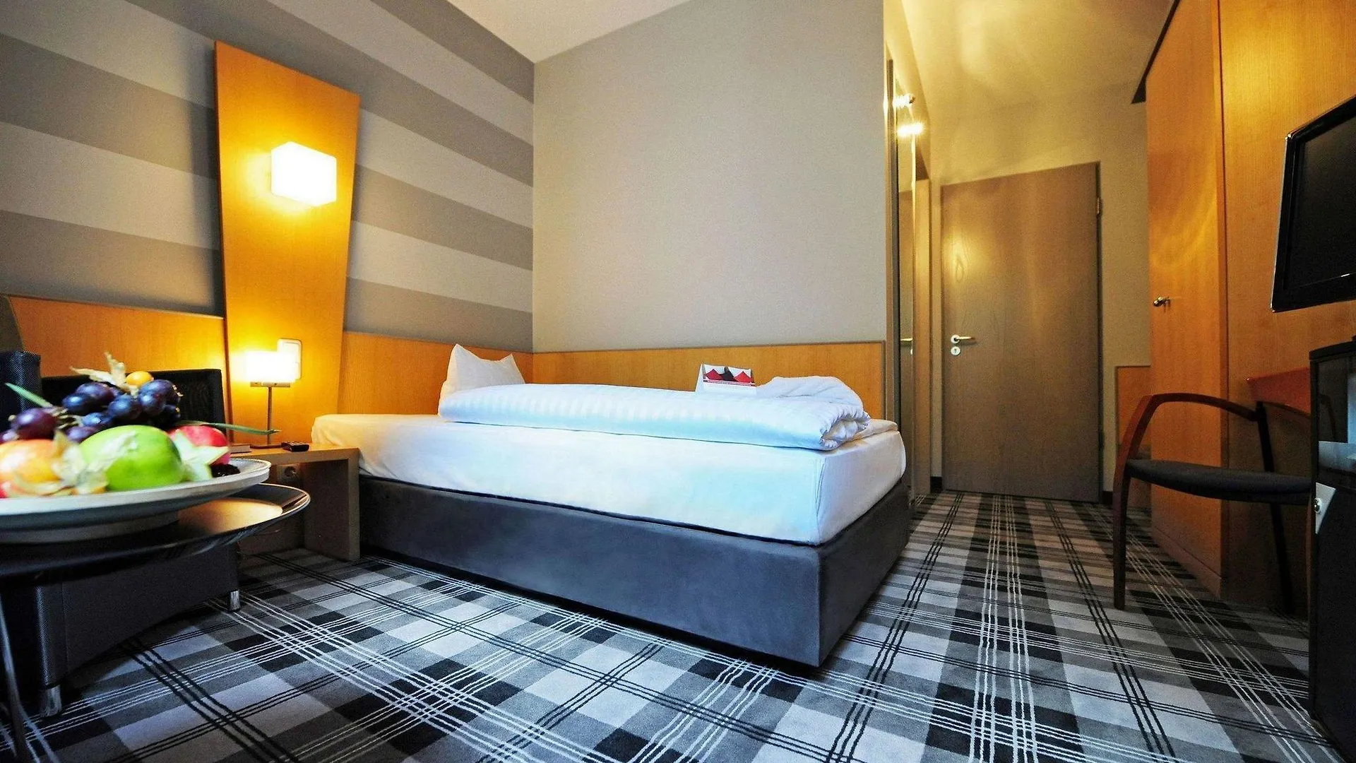 ***  Median Hotel Hannover Messe Allemagne